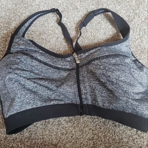 Victoria's Secret Incredible Sports Bra 36B